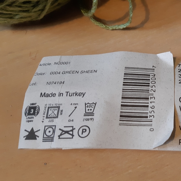 10 Caron Bamboo Blend Yarn - Picture 6 of 6